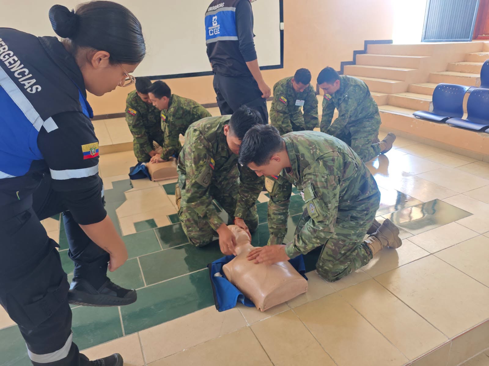 Consulting Group Ecuador capacita a los miembros de las Fuerzas Armadas